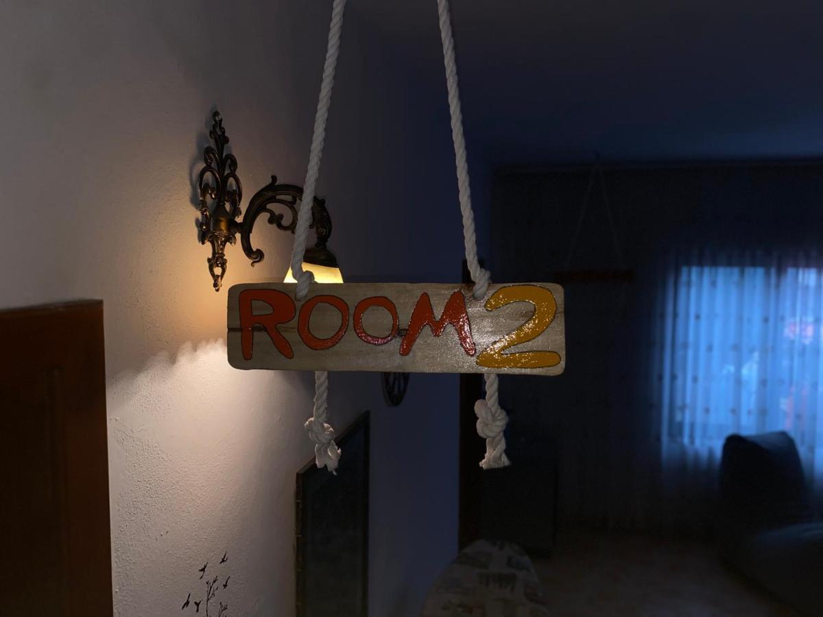The Hood - Shkodra Backpackers Hostel Exterior foto